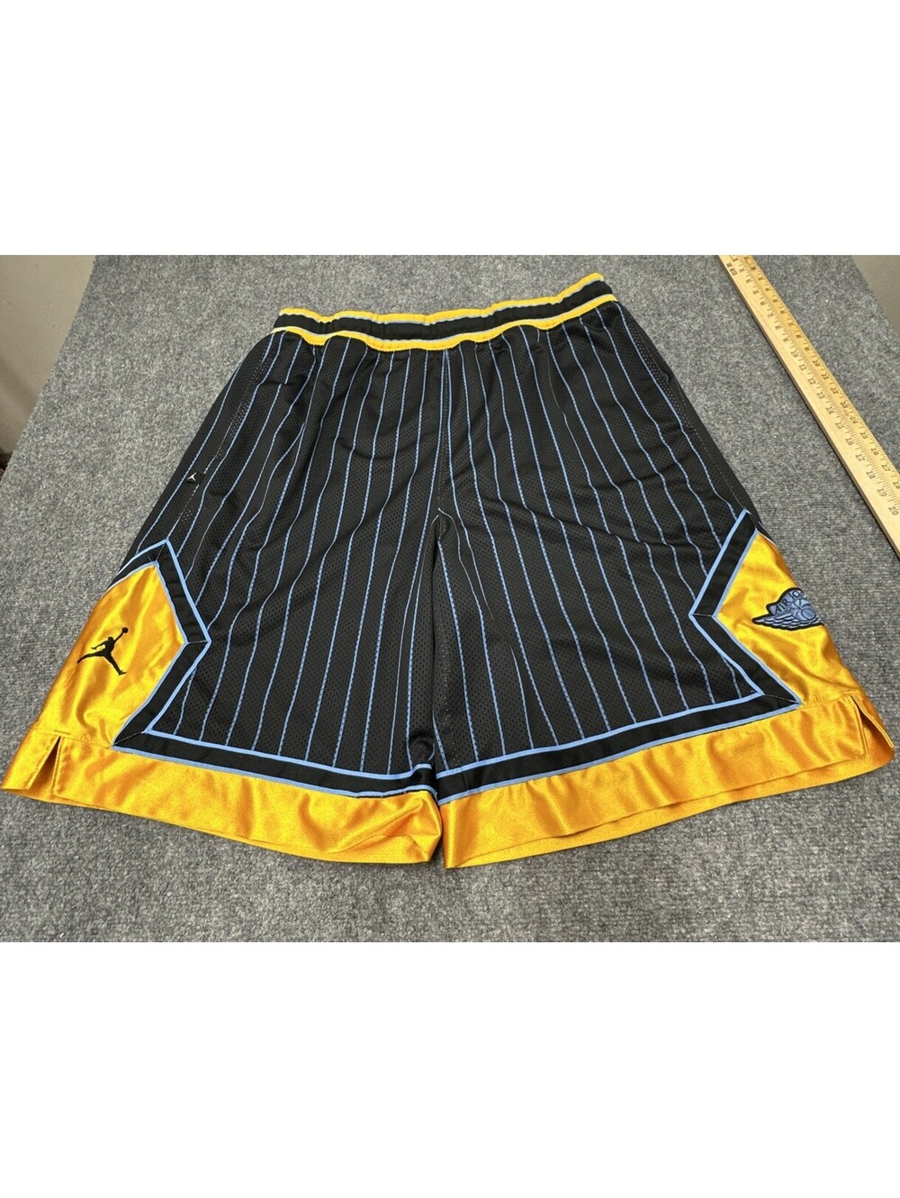 Nike Air Jordan Basketball Shorts XXL 20th Anniversary